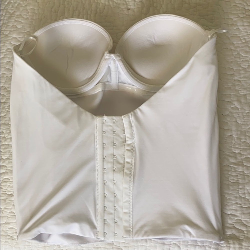 Bustier - Picture 2 of 3